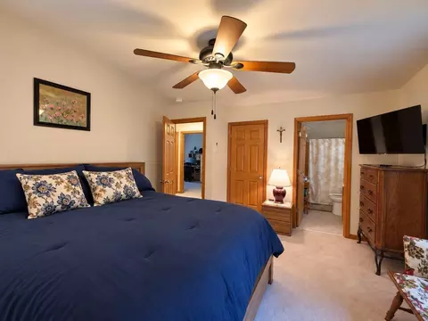 Bedroom - 36 Ludlow Rd, Chicopee, MA 01020 photo 2 of 6