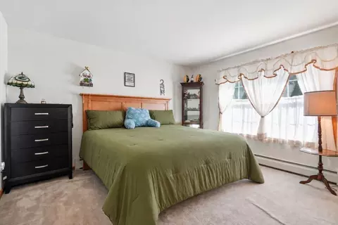 Bedroom - 36 Ludlow Rd, Chicopee, MA 01020 photo 4 of 6