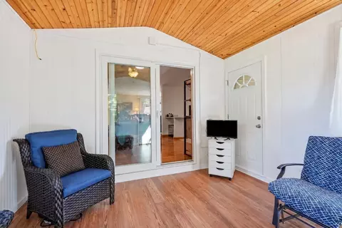 Exterior - 36 Ludlow Rd, Chicopee, MA 01020 photo 5 of 12