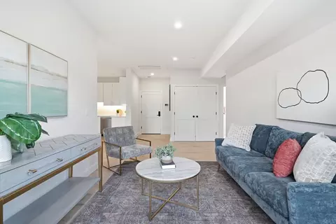 Living - 66 Tileston St #8, Everett, MA 02149 photo 3 of 3