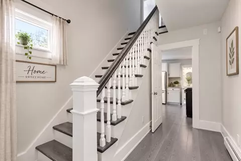 Entry Way - 99 Clover St, Worcester, MA 01603 photo 1 of 1