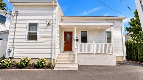 118-120 Charles St, Quincy, MA 02169