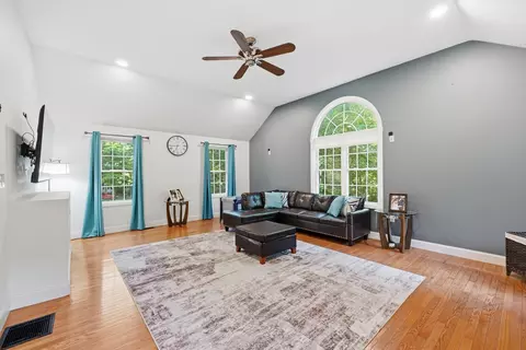 Living - 138 Walnut, Douglas, MA 01516 photo 1 of 2