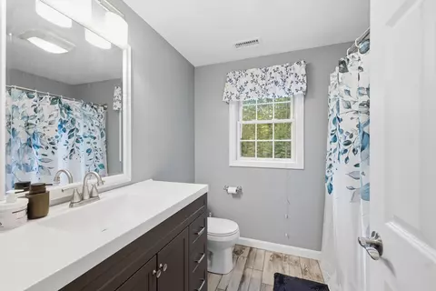Bath - 138 Walnut, Douglas, MA 01516 photo 3 of 3