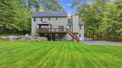 Exterior - 138 Walnut, Douglas, MA 01516 photo 7 of 9