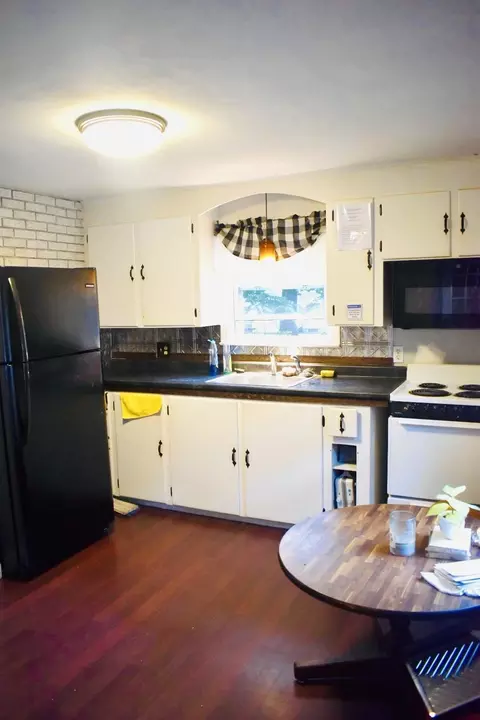 Kitchen - 54 Georgetown St, Springfield, MA 01104 photo 1 of 1