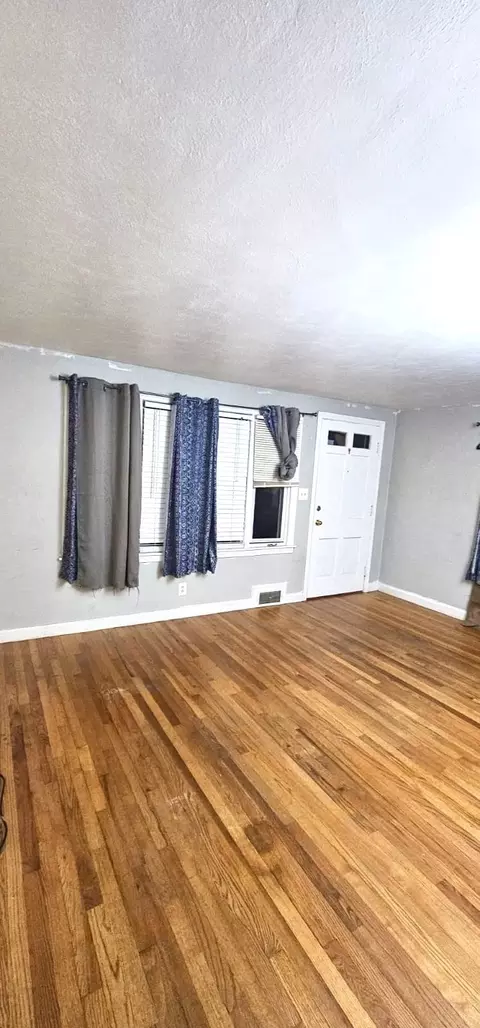 Living - 54 Georgetown St, Springfield, MA 01104 photo 2 of 2