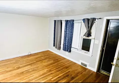 Living - 54 Georgetown St, Springfield, MA 01104 photo 1 of 2