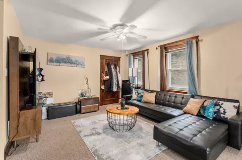 Living - 31 Chrome St, Worcester, MA 01604 photo 4 of 5