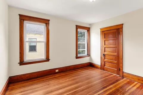 Bedroom - 31 Chrome St, Worcester, MA 01604 photo 1 of 9
