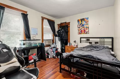 Bedroom - 31 Chrome St, Worcester, MA 01604 photo 8 of 9