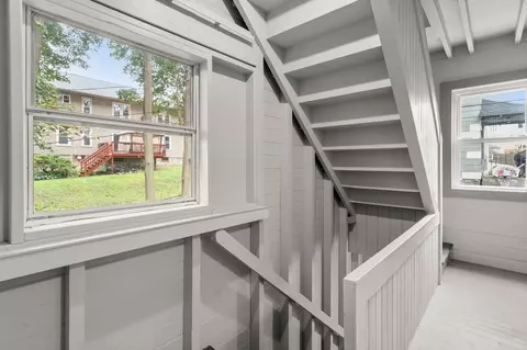 Entry Way - 31 Chrome St, Worcester, MA 01604 photo 3 of 7