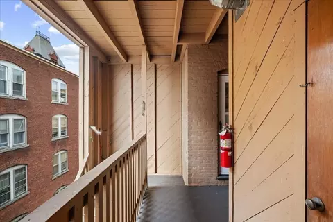 Exterior - 6 Chatham Pl #8, Worcester, MA 01609 photo 7 of 13