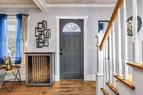 Entry Way - 100 Clover St, Worcester, MA 01603 photo 1 of 4