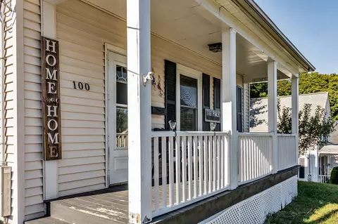 Exterior - 100 Clover St, Worcester, MA 01603 photo 2 of 8
