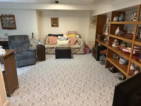 Living - 142 Shellback Way #V142, Mashpee, MA 02649 photo 3 of 3