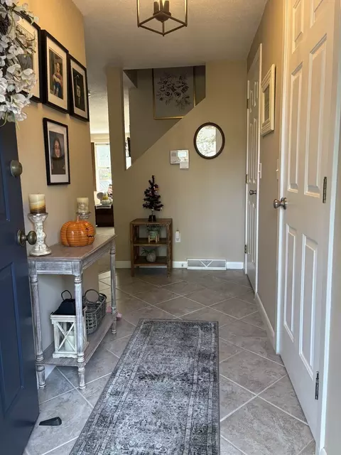 Entry Way - 142 Shellback Way #V142, Mashpee, MA 02649 photo 1 of 4