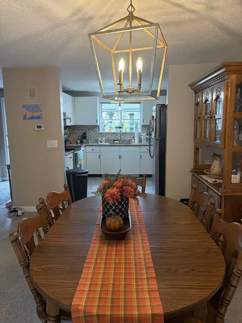 Dining - 142 Shellback Way #V142, Mashpee, MA 02649 photo 1 of 2