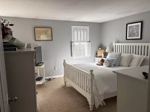 Bedroom - 142 Shellback Way #V142, Mashpee, MA 02649 photo 2 of 4