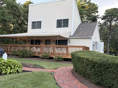 Exterior - 142 Shellback Way #V142, Mashpee, MA 02649 photo 5 of 7