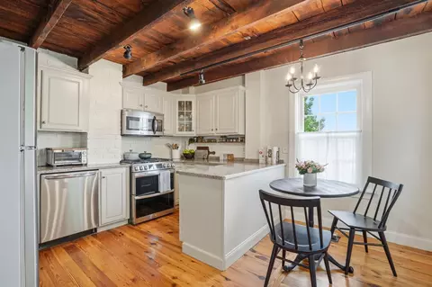 4 Short Street Pl #4, Charlestown, MA 02129
