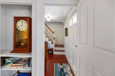 Entry Way - 95 Millway, Barnstable, MA 02630 photo 2 of 3