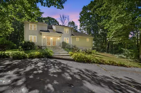 65 Lake George Dr, Wales, MA 01081