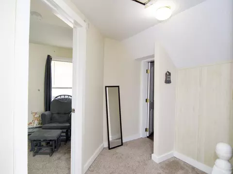 Entry Way - 35 Thayer Ave, Springfield, MA 01108 photo 8 of 8