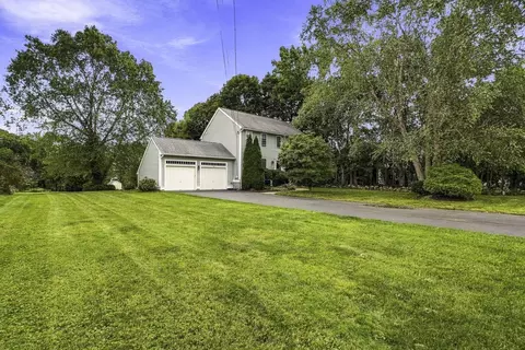 Exterior - 21 Lyons Rd, Dudley, MA 01571 photo 10 of 12