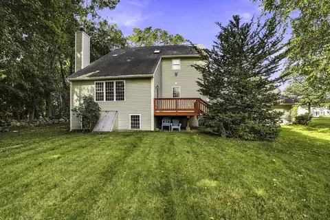 Exterior - 21 Lyons Rd, Dudley, MA 01571 photo 11 of 12