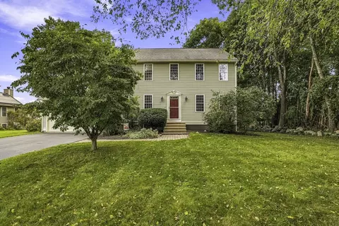 Exterior - 21 Lyons Rd, Dudley, MA 01571 photo 2 of 12