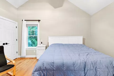 Bedroom - 276 Pheasant Hill Cir, Cotuit, MA 02635 photo 6 of 7