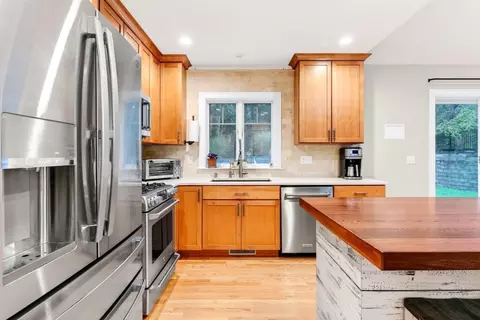 Kitchen - 276 Pheasant Hill Cir, Cotuit, MA 02635 photo 3 of 3