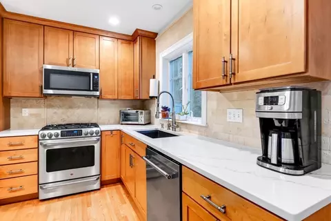 Kitchen - 276 Pheasant Hill Cir, Cotuit, MA 02635 photo 2 of 3