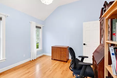 Bedroom - 276 Pheasant Hill Cir, Cotuit, MA 02635 photo 2 of 7