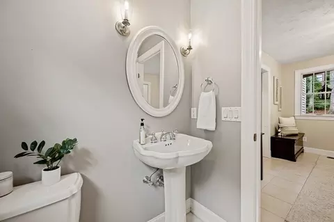 Bath - 91 Hartness Rd, Sutton, MA 01590 photo 1 of 5