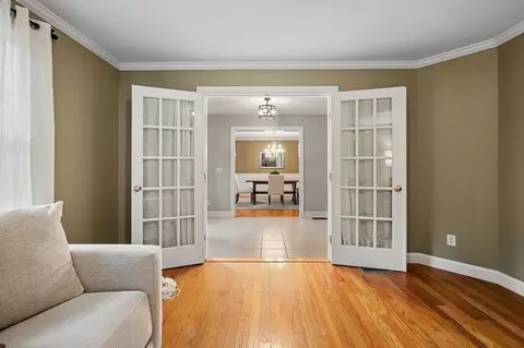 Entry Way - 91 Hartness Rd, Sutton, MA 01590 photo 1 of 3