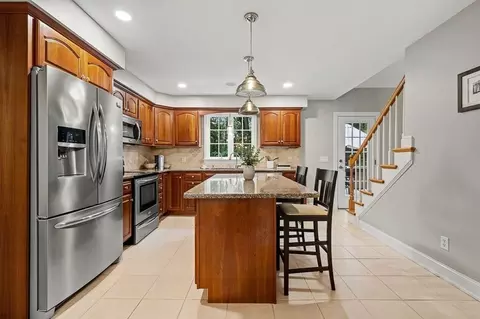 Kitchen - 91 Hartness Rd, Sutton, MA 01590 photo 2 of 3
