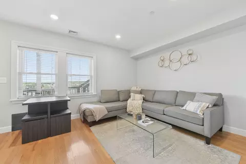Living - 214-216 Eagle St #5A, Boston, MA 02128 photo 1 of 2