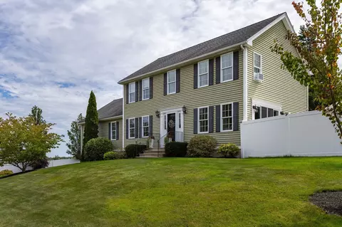 22 Clealand Cir, Rutland, MA 01543