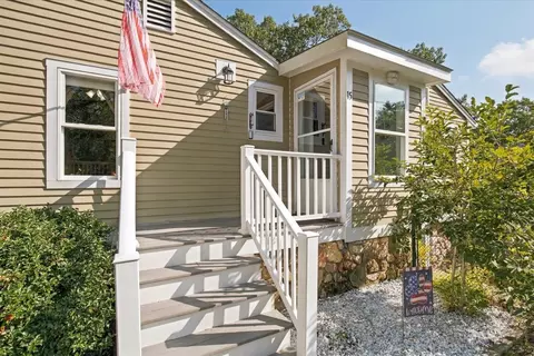 Exterior - 15 Summer St, Wareham, MA 02571 photo 3 of 14