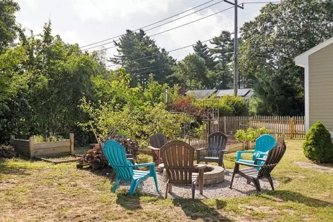 Exterior - 15 Summer St, Wareham, MA 02571 photo 10 of 14