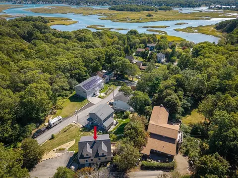 View/Area - 2 Hunter Rd, Gloucester, MA 01930 photo 2 of 3
