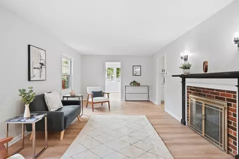 Living - 48 Dana St, Springfield, MA 01104 photo 3 of 3