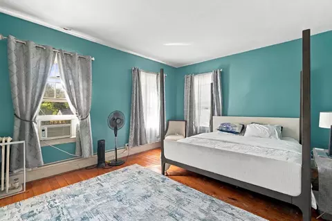 Bedroom - 252 Main St, Fairhaven, MA 02719 photo 1 of 8