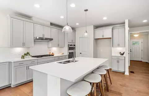 Kitchen - 11 Bates Quarry Ln #48, Walpole, MA 02081 photo 2 of 4