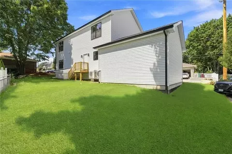 Exterior - 515 Gaskill St, Woonsocket, RI 02895 photo 2 of 4