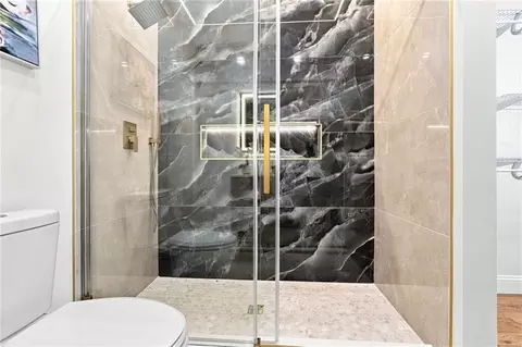 Bath - 515 Gaskill St, Woonsocket, RI 02895 photo 3 of 6