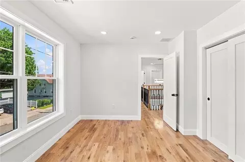 Bedroom - 515 Gaskill St, Woonsocket, RI 02895 photo 4 of 6