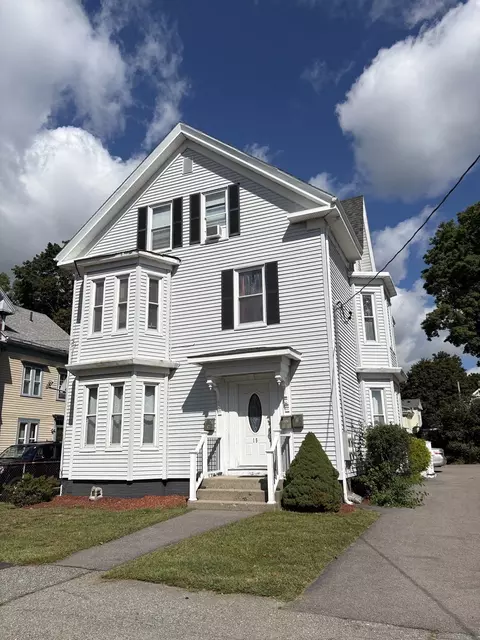 15 Leonard St, North Attleboro, MA 02760